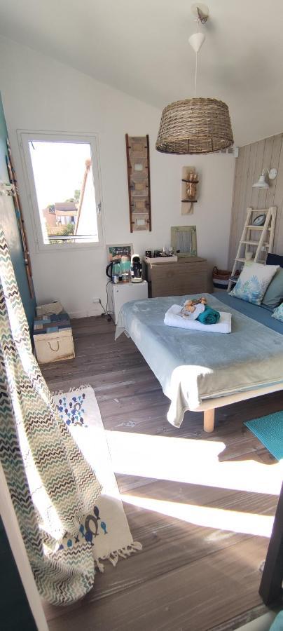 Suite Avec Tropezienne Vue Mer Hyeres Ngoại thất bức ảnh